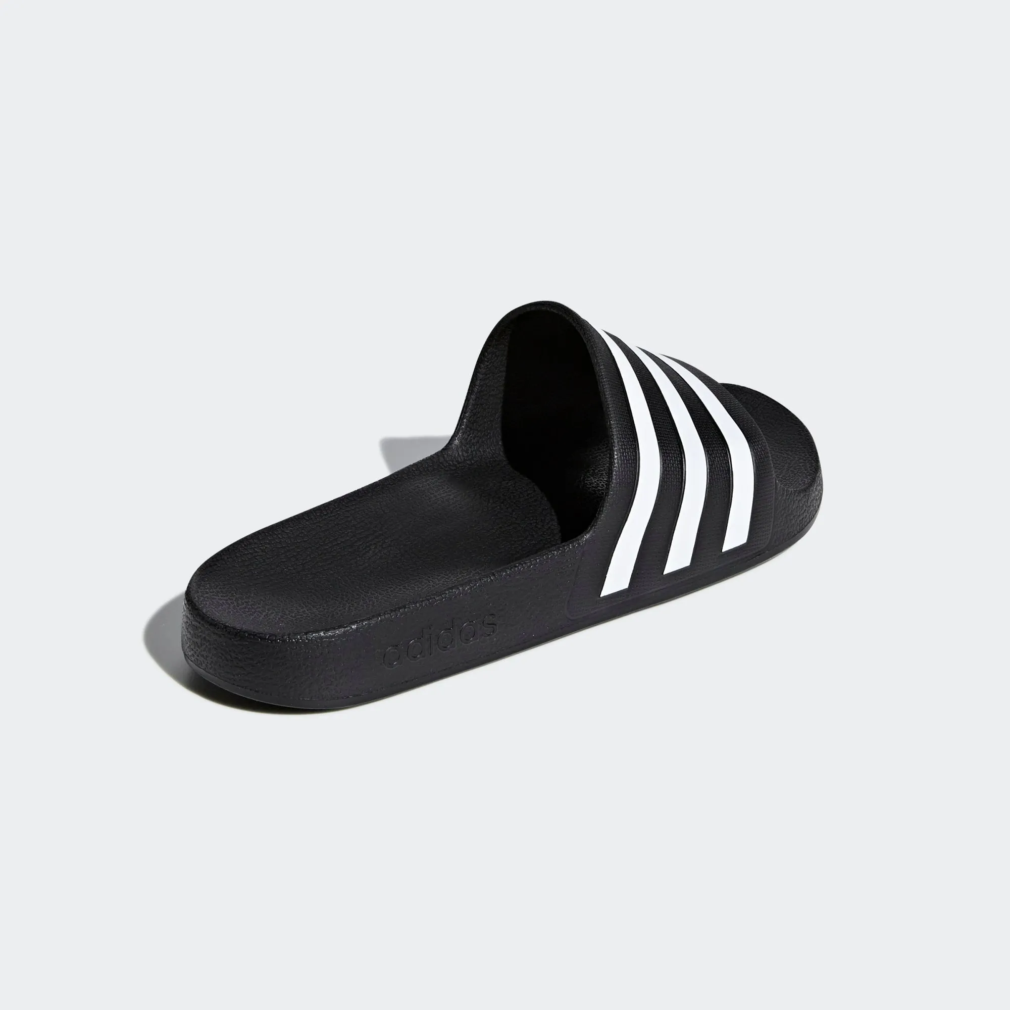 ADILETTE AQUA SLIDES Core Black / Cloud White / Core Black-F35543