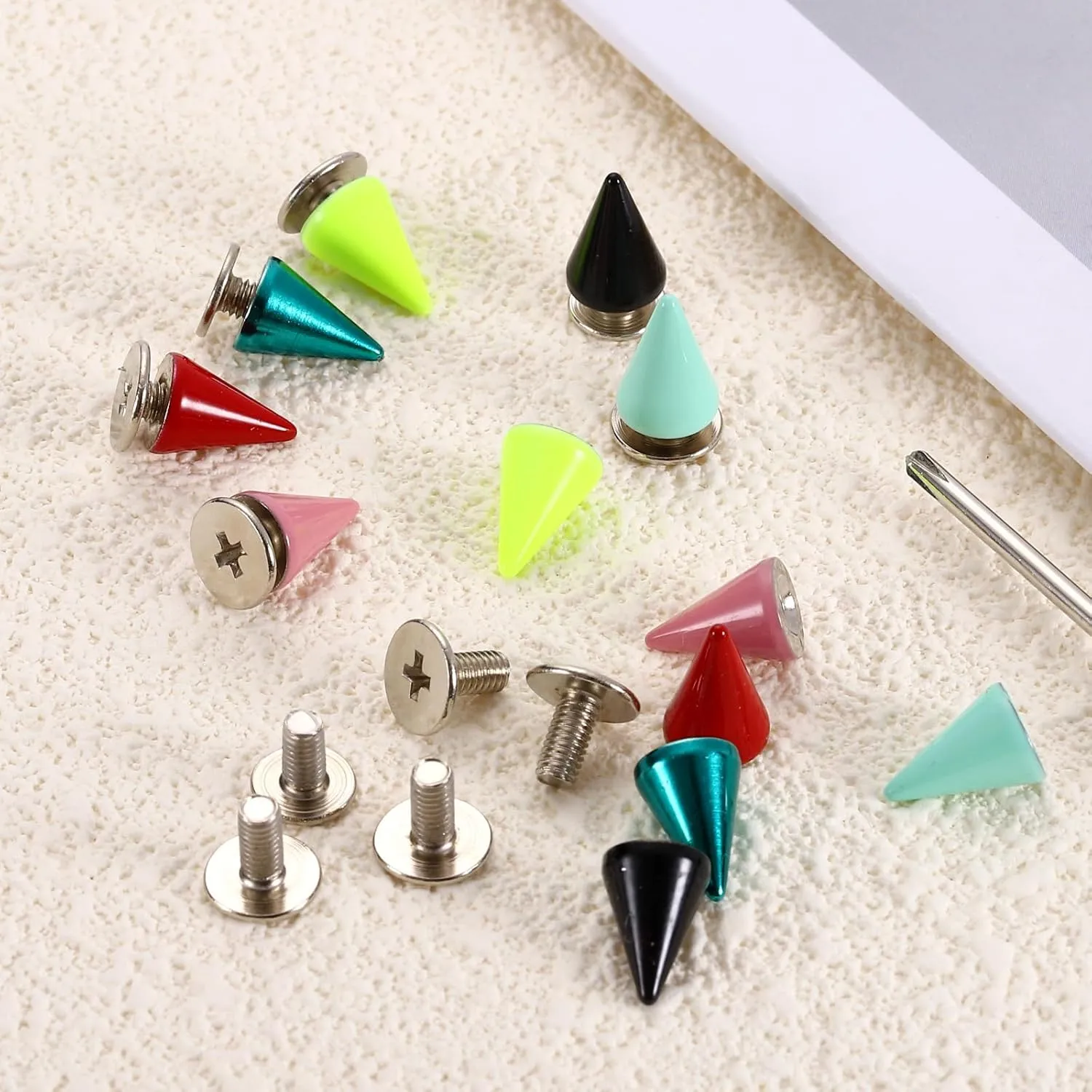 uxcell 20 Sets Spikes and Studs, 7 x 10mm Cone Spikes Screw Back Studs Rivets, Cone Punk Spikes Rivet for Clothing Belts Bags DIY Leather Crafts, Black